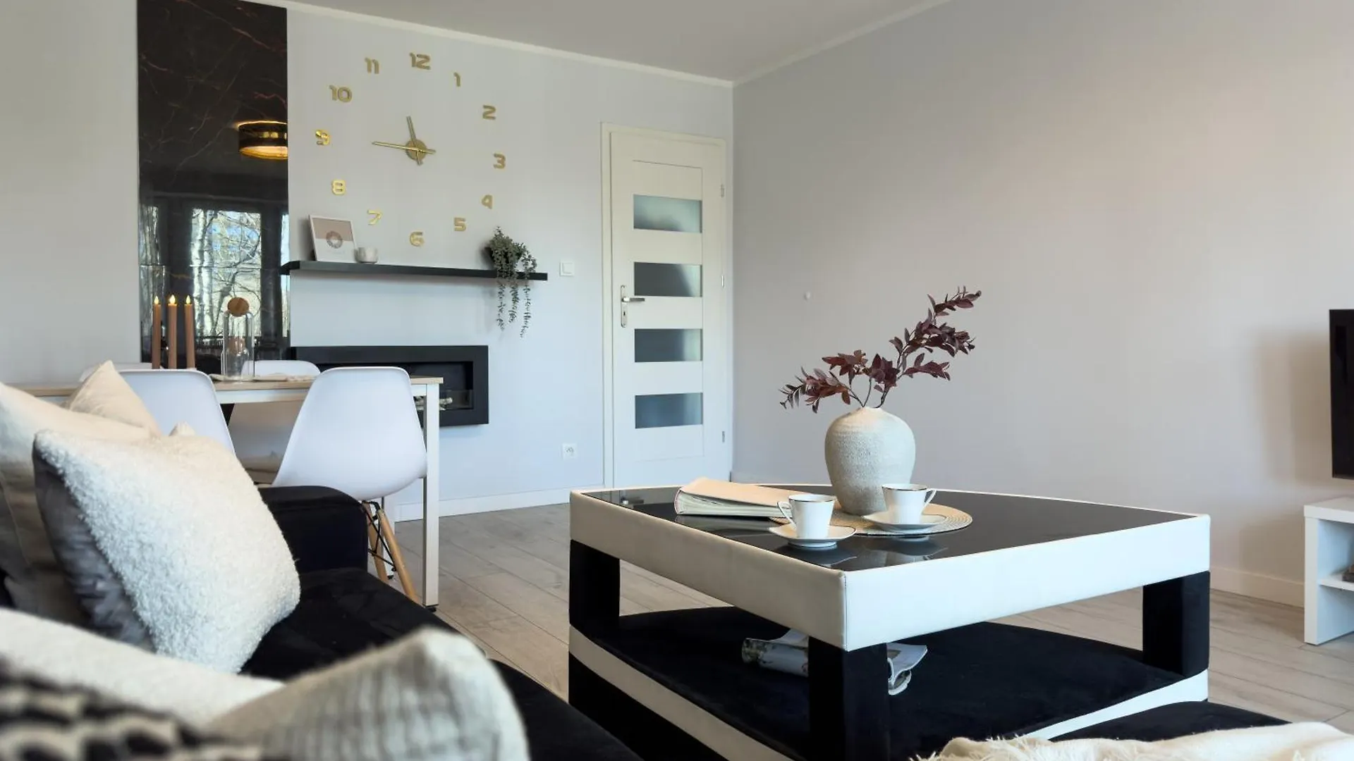 Apartament Nieopodal Centrum Nauki Cogiteon Cracovia